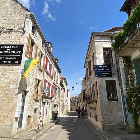 Апартаменты Le Beau Chardonnay, Au Coeur De Шабли Экстерьер фото